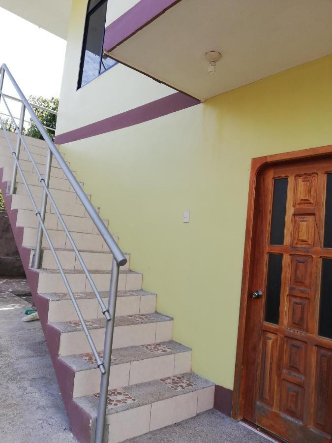 Cucuve Eco Hostal Puerto Baquerizo Moreno Buitenkant foto
