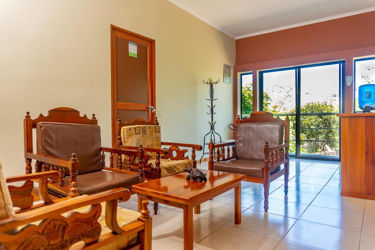 Cucuve Eco Hostal Puerto Baquerizo Moreno Buitenkant foto