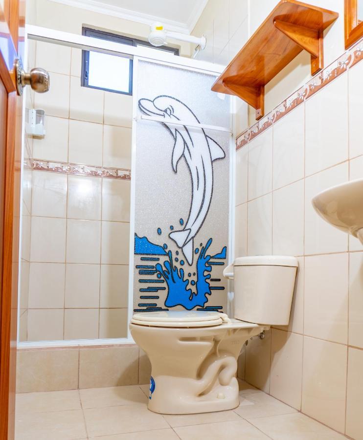 Cucuve Eco Hostal Puerto Baquerizo Moreno Buitenkant foto