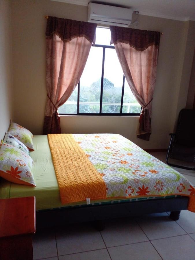 Cucuve Eco Hostal Puerto Baquerizo Moreno Buitenkant foto