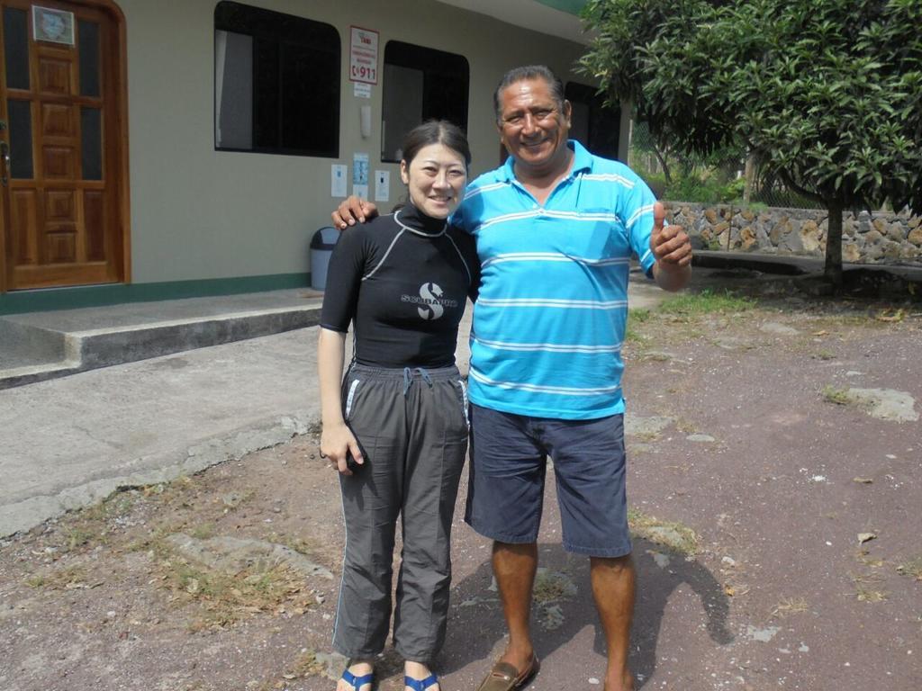 Cucuve Eco Hostal Puerto Baquerizo Moreno Buitenkant foto